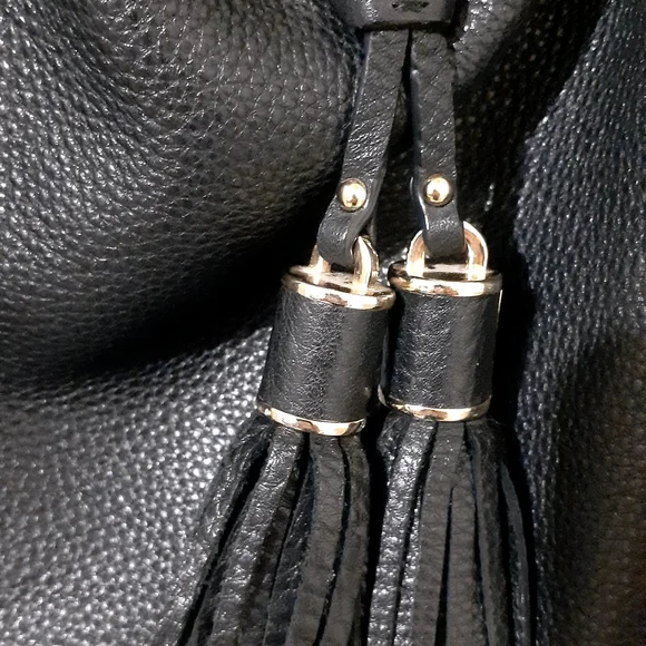 Michael Kors Black Leather Shoulder Bag - Picture 4 of 17